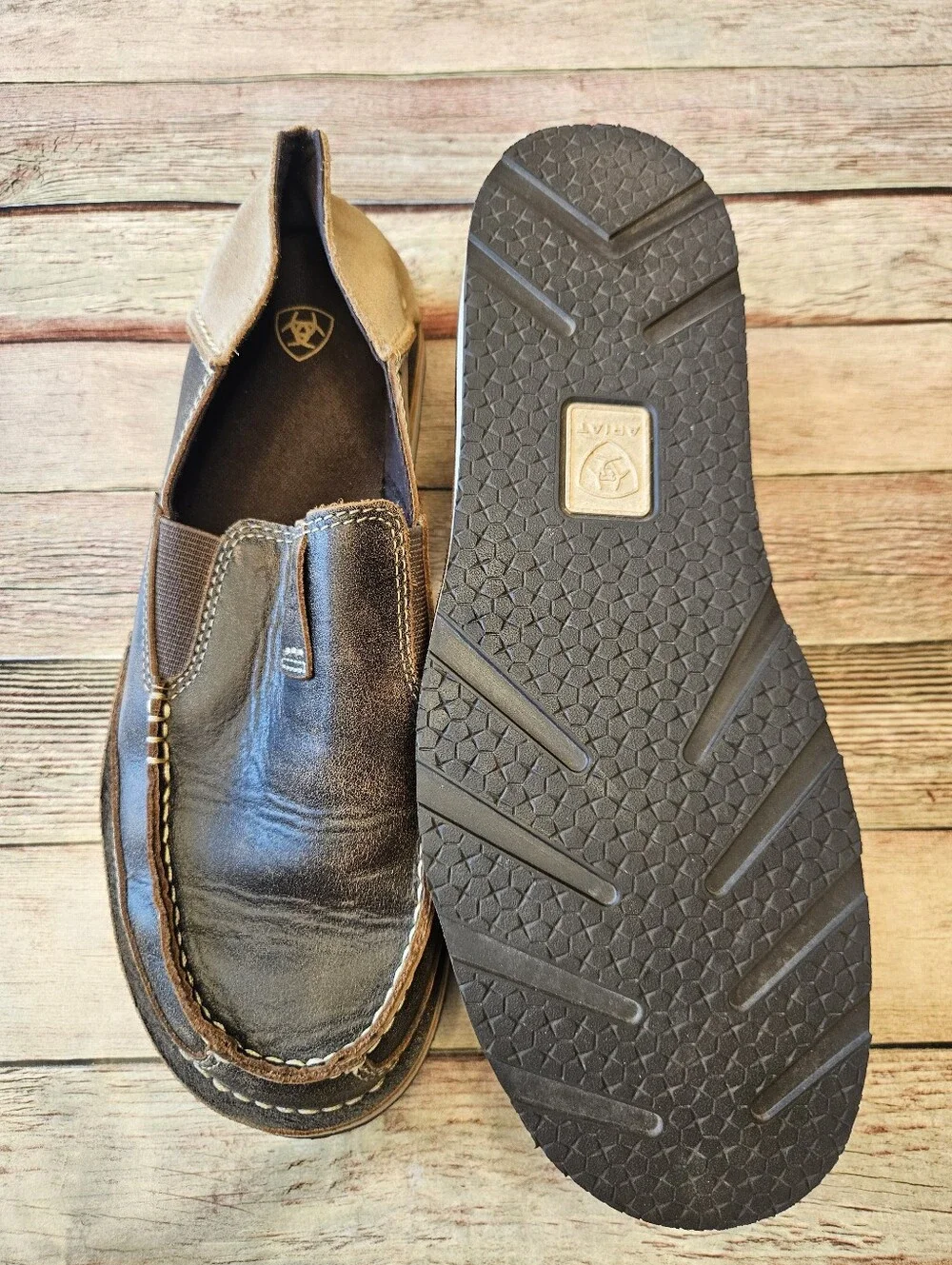 Ariat Men's Cruiser slip-on shoes